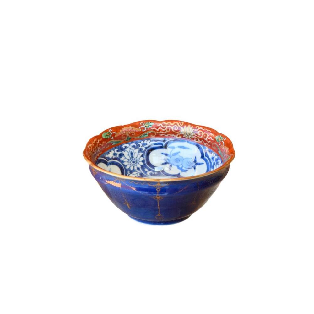 Japanese Edo Period Imari Porcelain Bowl